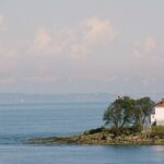 Active Pass lighthouse on Mayne Island – on way to Tsawwassen from Swartz Bay